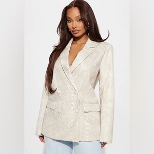 Fashionnova pretty petty faux snakeskin python vegan leather blazer M *blogger*